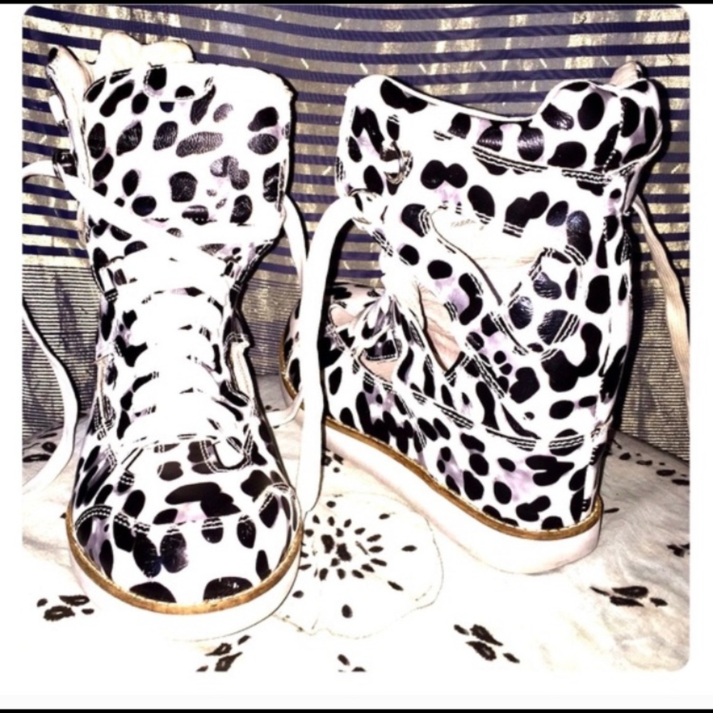 JEFFREY CAMPBELL white leopard wedge sneakers sz 8
